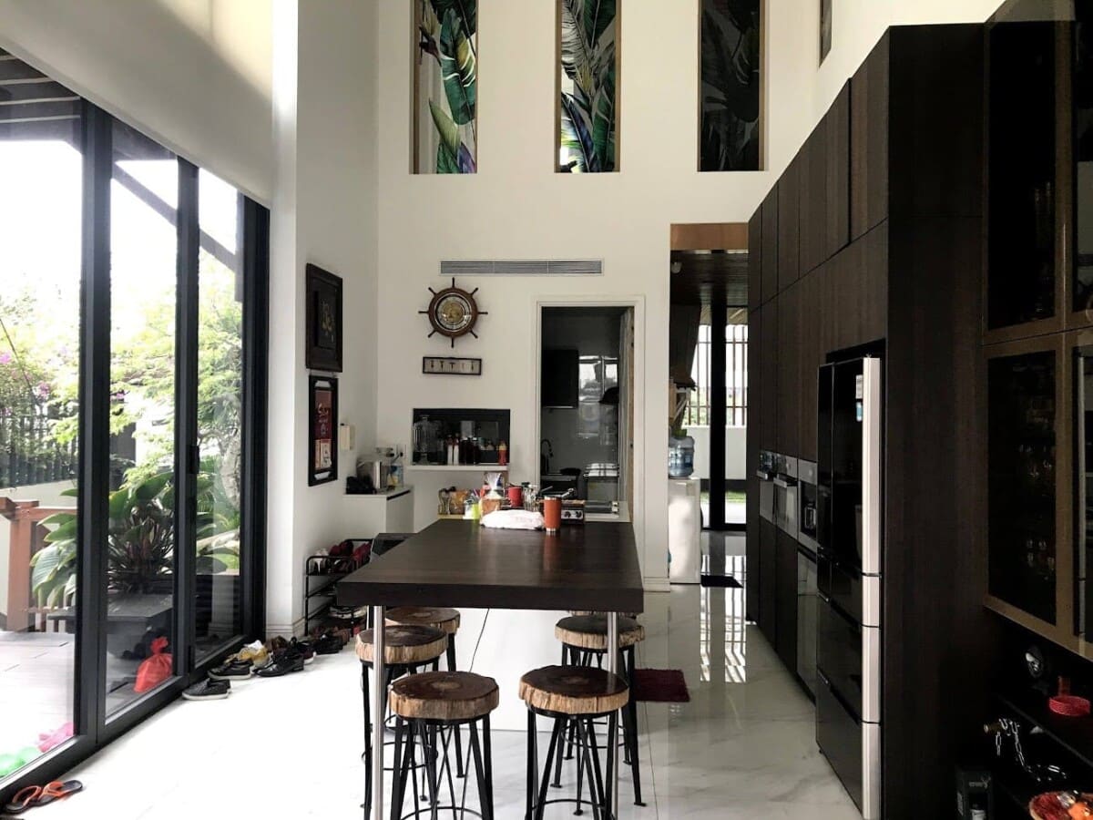 biệt thự nguyễn văn hưởng, thảo Điền, quận 2