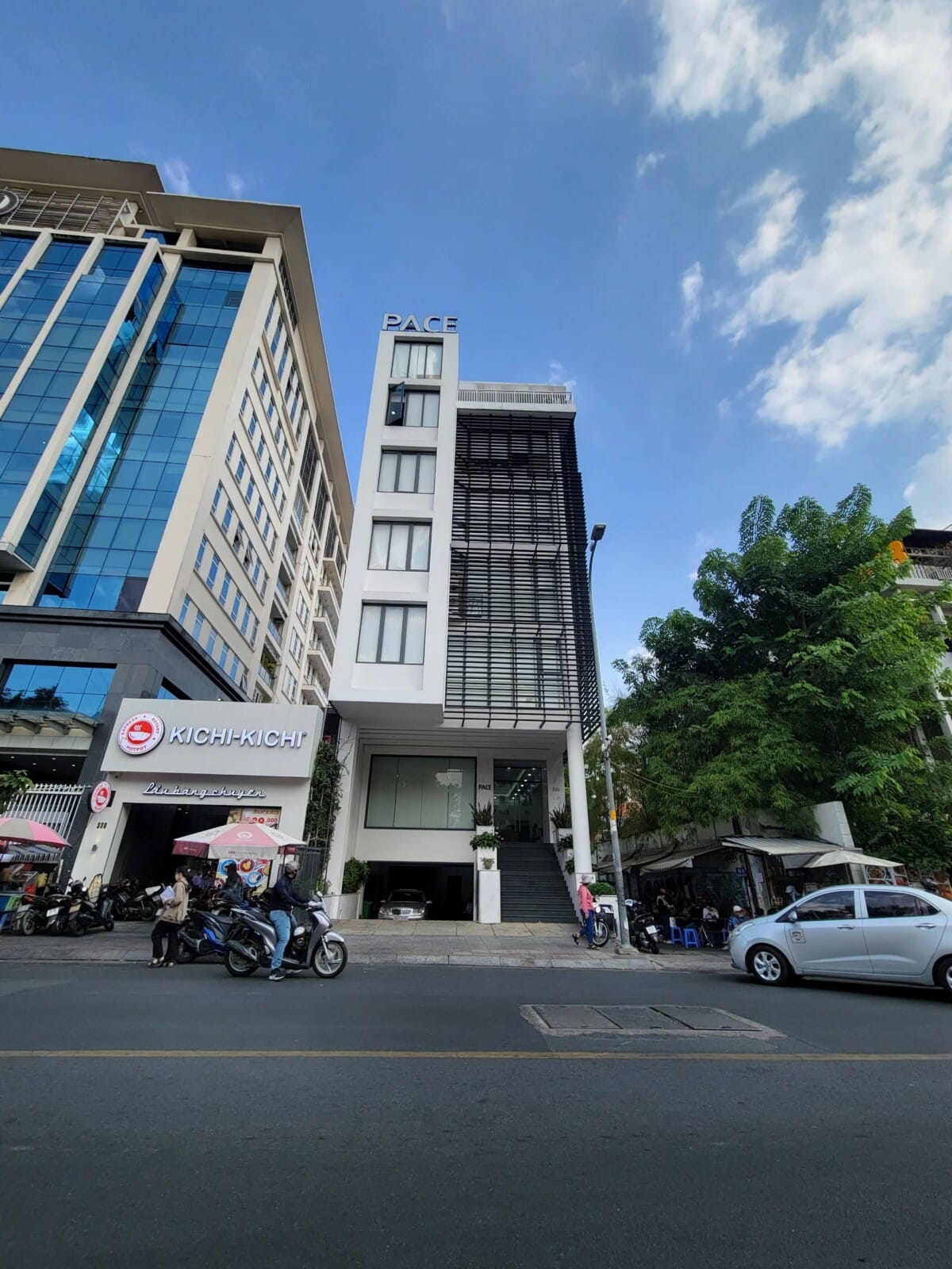 tòa nhà 2 mặt tiền nguyễn trãi, p.nguyễn cư trinh, quận 1