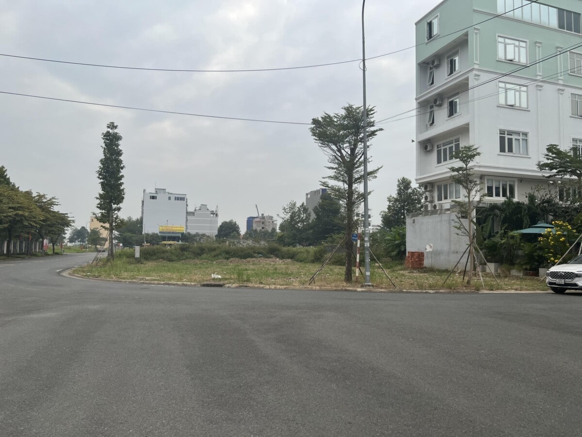288m2 Đất quận 2 phía sau ubnd tp. thủ Đức