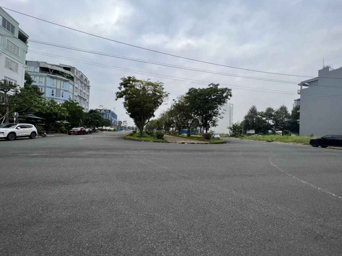 288m2 Đất quận 2 phía sau ubnd tp. thủ Đức