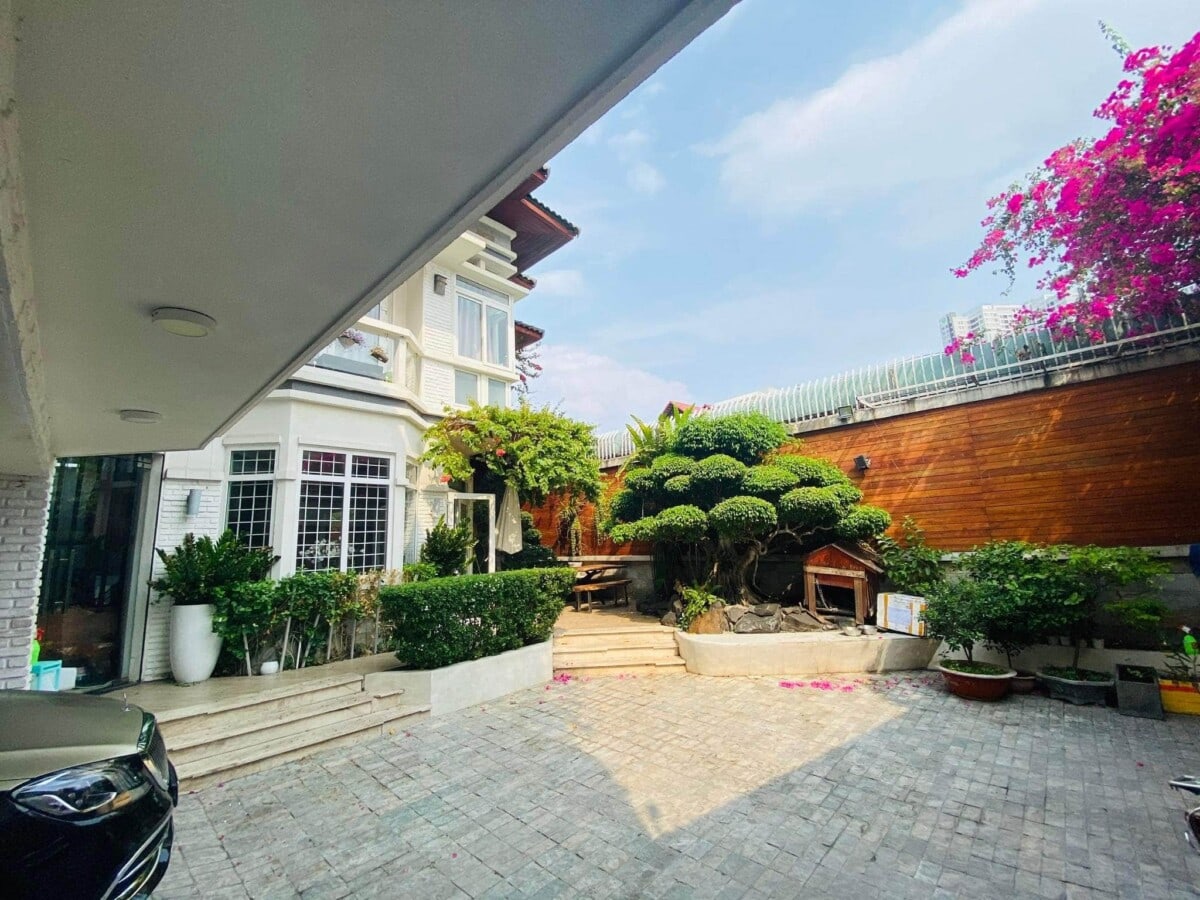338m2 villa khu kiều Đàm , trần xuân soạn , quận 7