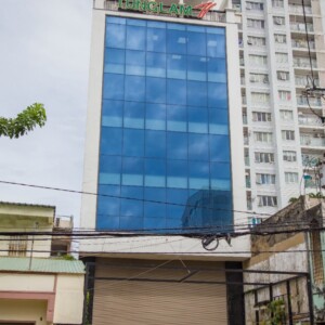 Tòa Nhà Mặt Tiền số QL13, Bình Thạnh, 8x21m, 8 Tầng